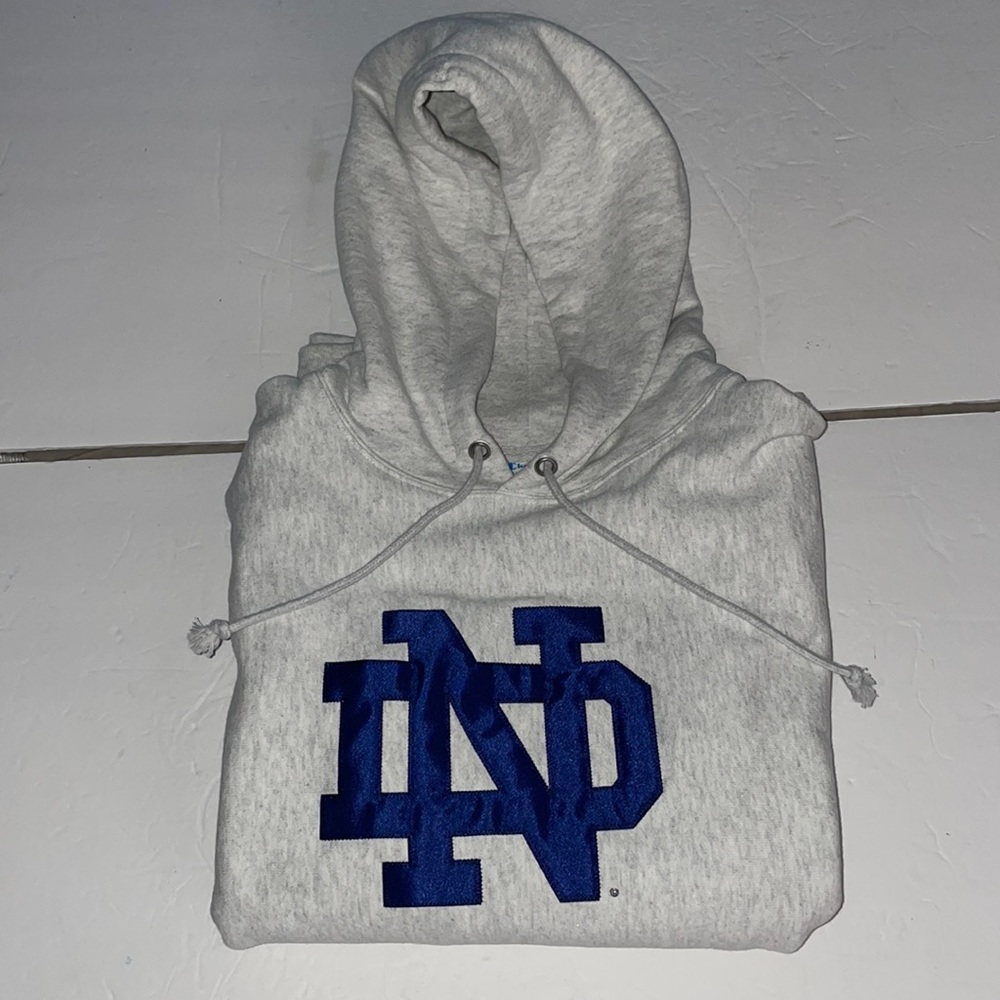 Champion Notre Dame hoodie size medium